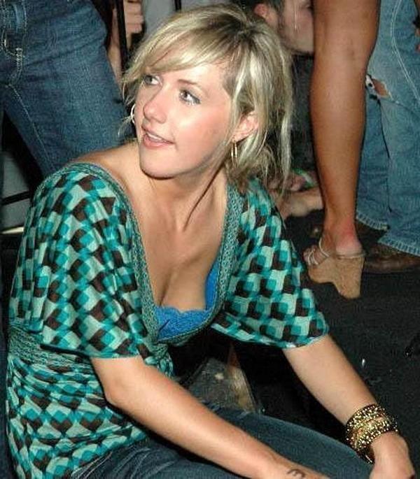 25P Cleavage Downblouse  &amp; Nipple Peeks Collection Vol. 67