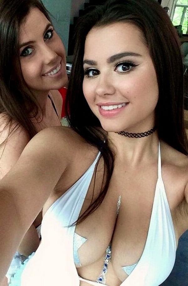 25P Cleavage Downblouse  &amp; Nipple Peeks Collection Vol. 67