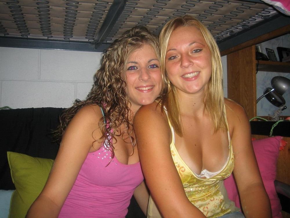 25P Cleavage Downblouse  &amp; Nipple Peeks Collection Vol. 69