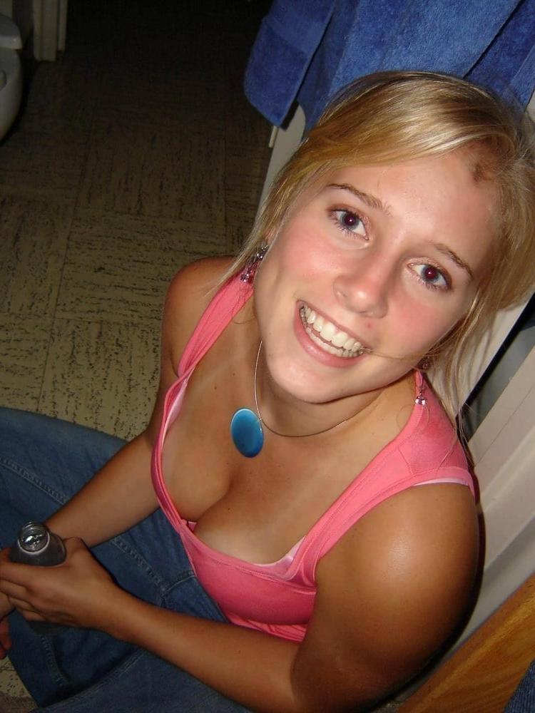 25P Cleavage Downblouse  &amp; Nipple Peeks Collection Vol. 69
