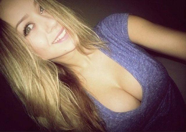 25P Cleavage Downblouse  &amp; Nipple Peeks Collection Vol. 38