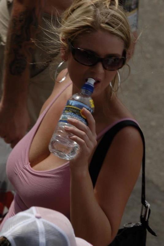 25P Cleavage Downblouse  &amp; Nipple Peeks Collection Vol. 38