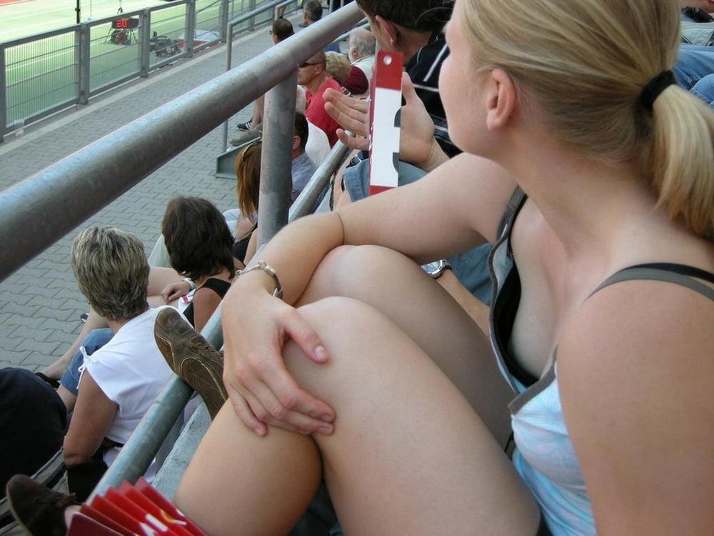 25P Cleavage Downblouse  &amp; Nipple Peeks Collection Vol. 38