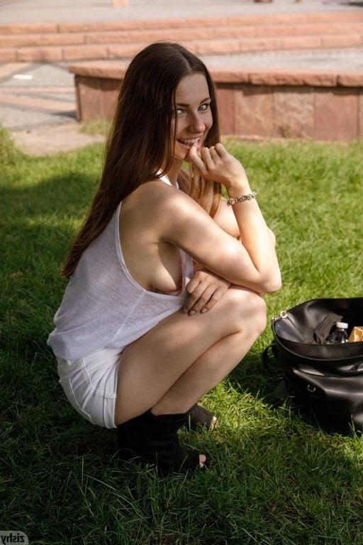 25P Cleavage Downblouse  &amp; Nipple Peeks Collection Vol. 42