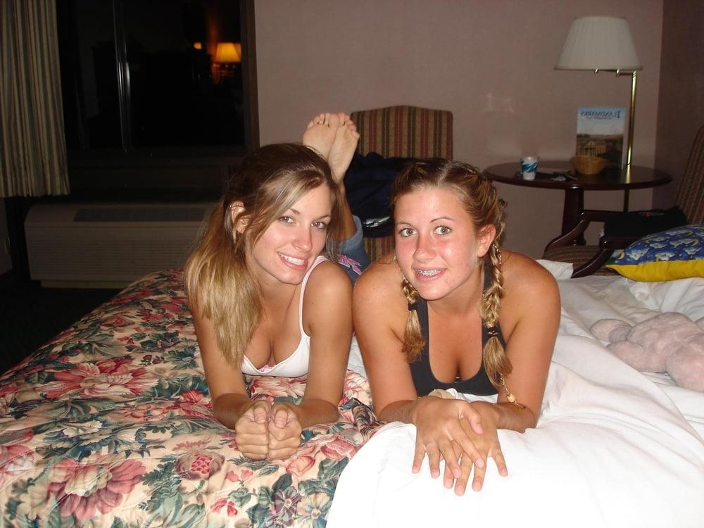 25P Cleavage Downblouse  &amp; Nipple Peeks Collection Vol. 42