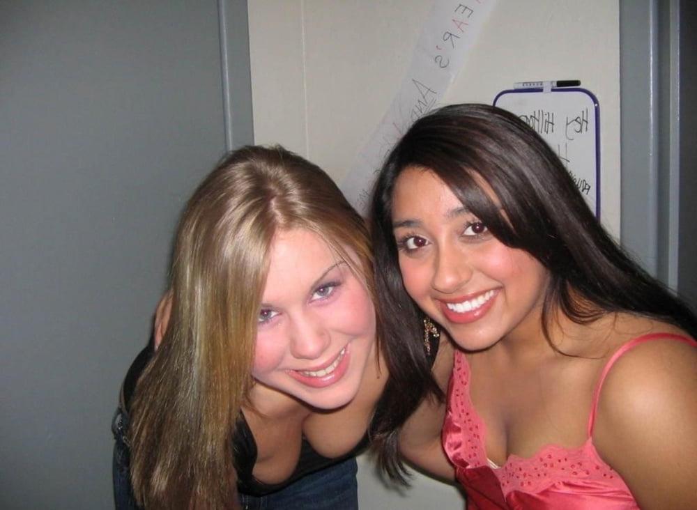 25P Cleavage Downblouse  &amp; Nipple Peeks Collection Vol. 34