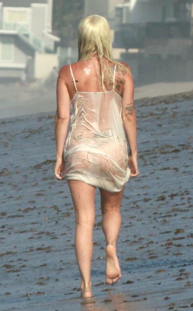 24P Lady gaga nude 2