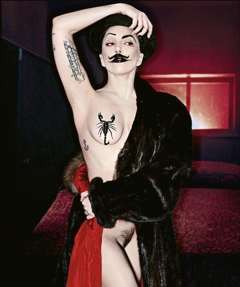 24P Lady gaga nude 2