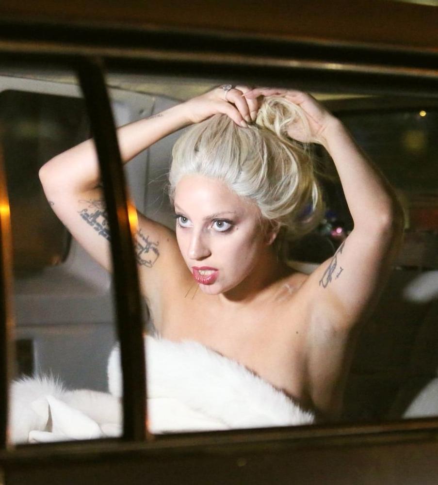 24P Lady gaga nude 2
