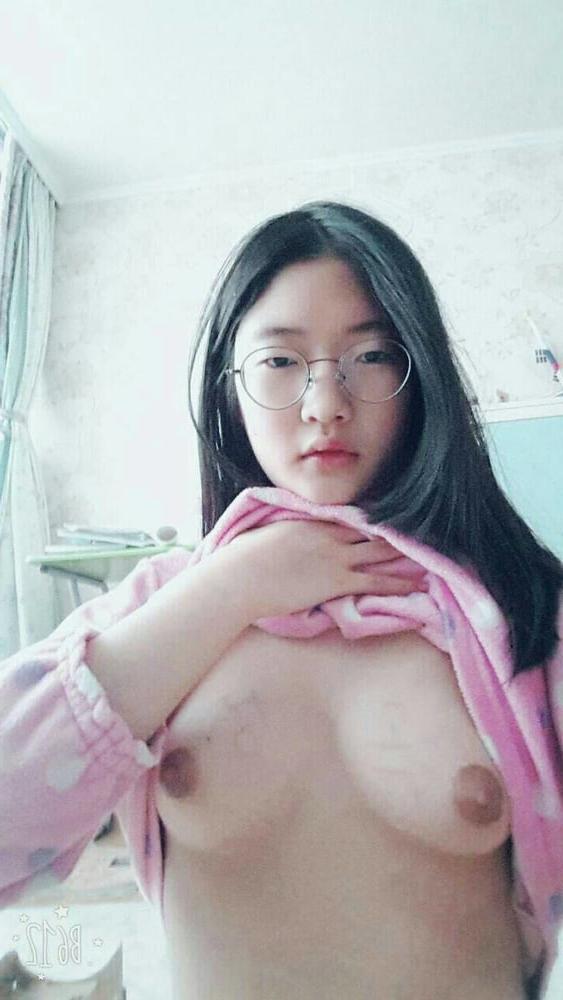 18P Korean Amateur-26