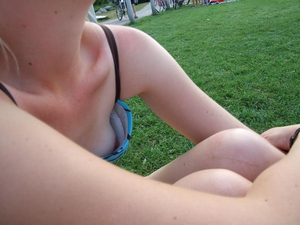 25P Cleavage Downblouse  &amp; Nipple Peeks Collection Vol. 19