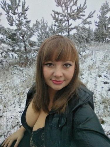 25P CLEAVAGE VALLEY  JUST FUCKIN CLICK IT