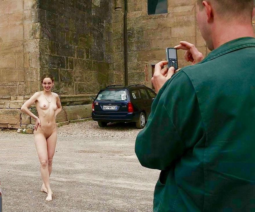 25P Ban the use of clothing for women in public places 2