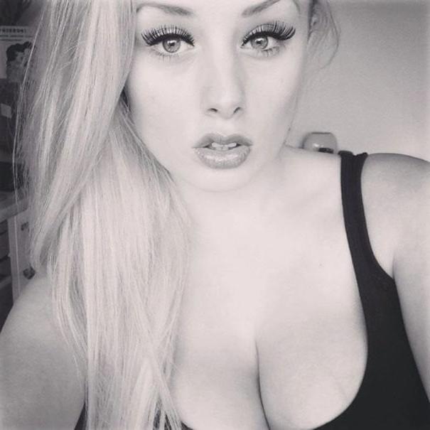 25P Cleavage Downblouse  &amp; Nipple Peeks Collection Vol.1