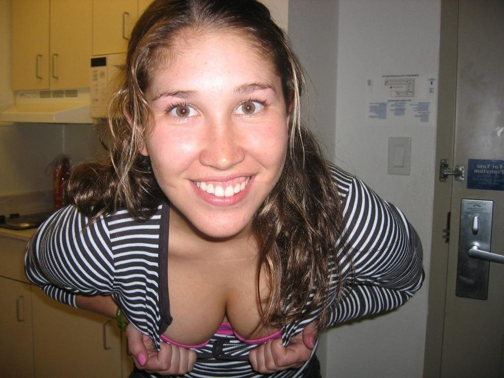25P Cleavage Downblouse  &amp; Nipple Peeks Collection Vol.1