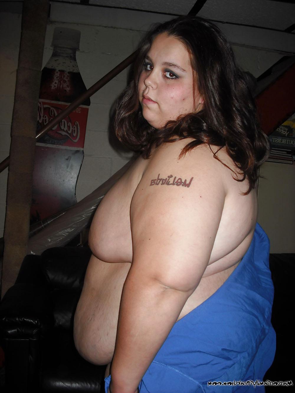20P McDonalds Lesbian BBW strips outta uniform