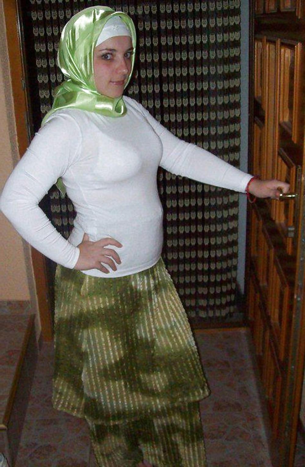 14P Sexy turkish and arab girls