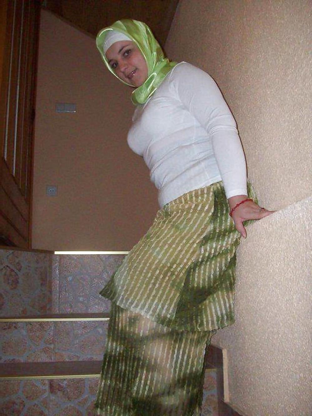 14P Sexy turkish and arab girls