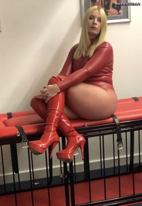 25P Femdom selection 108