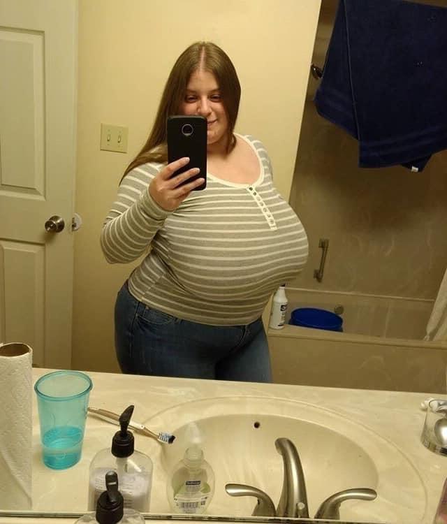 25P Tits and cleavage