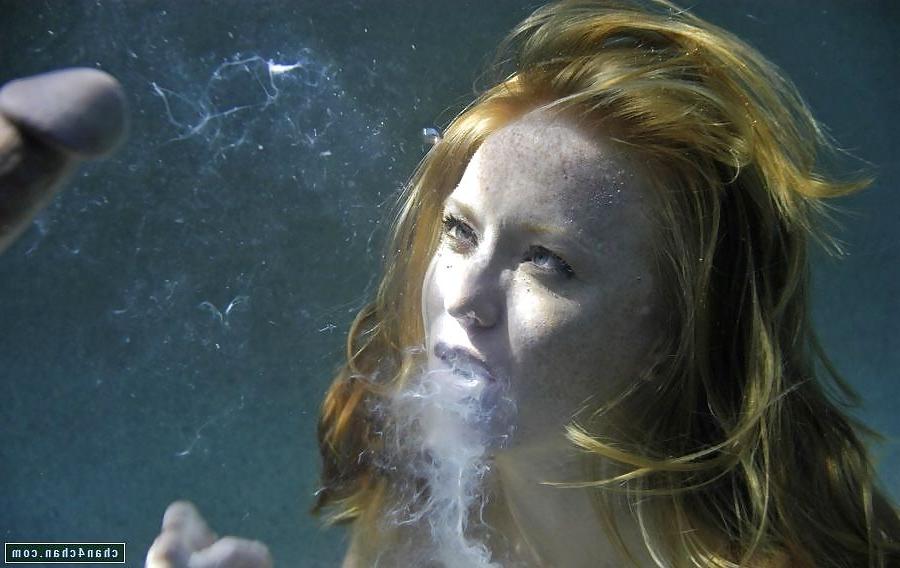 10P Underwater sex