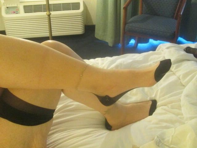 25P Foot fetish