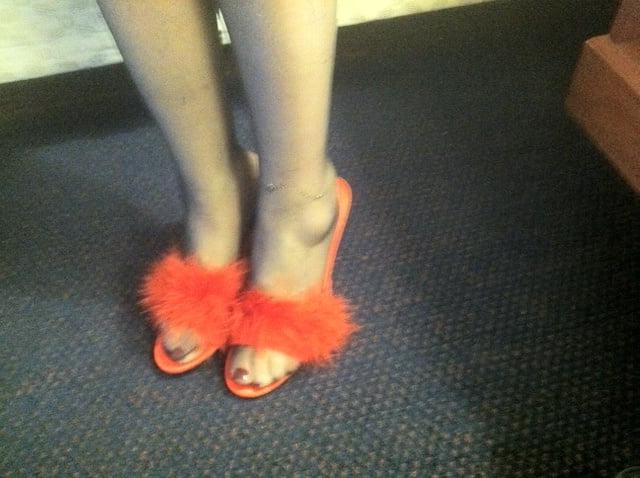 25P Foot fetish