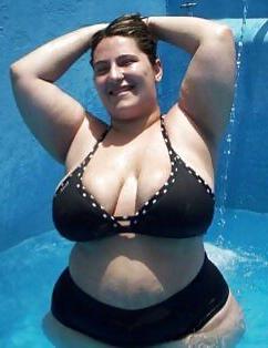 25P Swimsuits bikinis bras bbw mature dressed teen big huge - 38