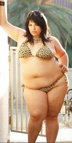 25P Swimsuits bikinis bras bbw mature dressed teen big huge - 38