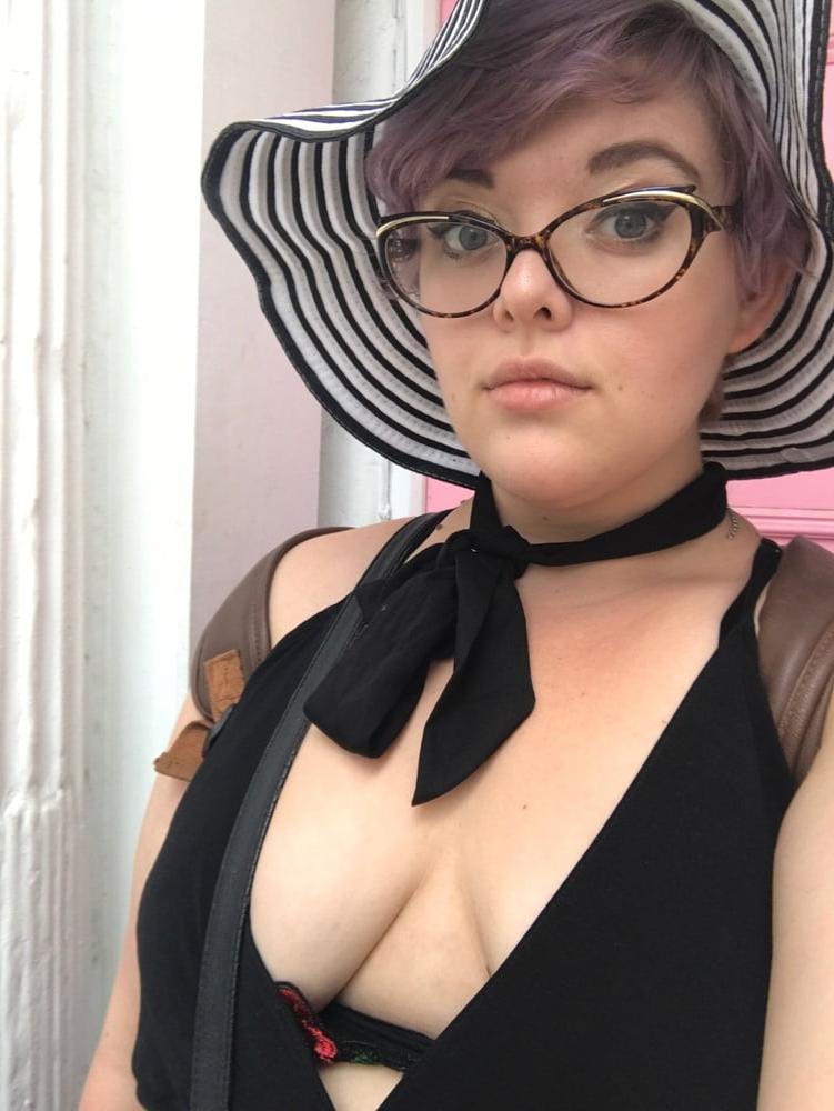 16P Bbw mix 709 (Nerdy look)