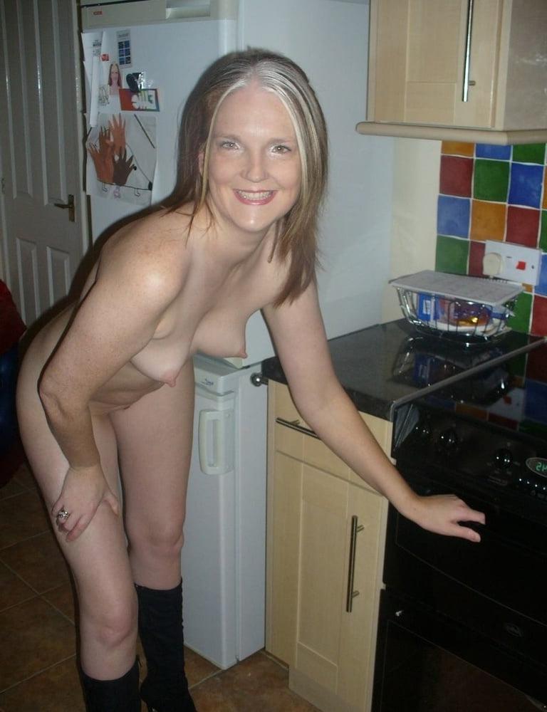 25P Naughty Ladies 033