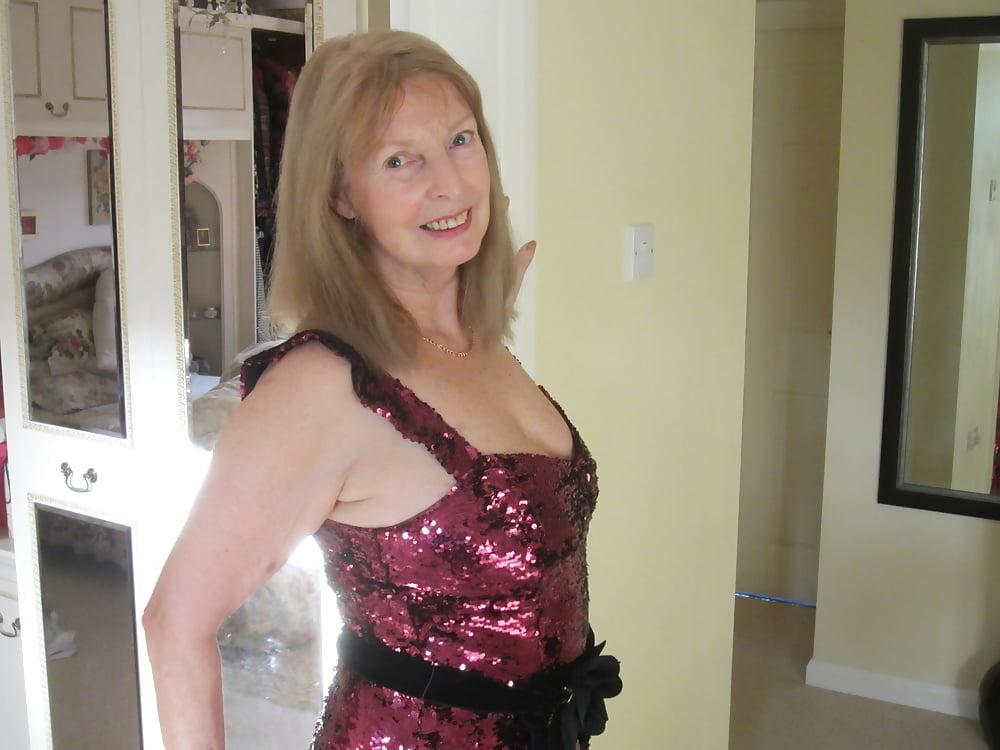 24P Gorgeous women from xhamster