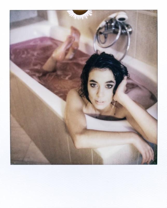 25P i love this old polaroids and retro pics 23