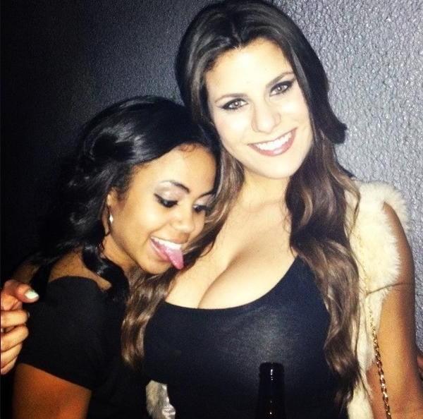 25P CLEAVAGE VALLY   GIVE WAY