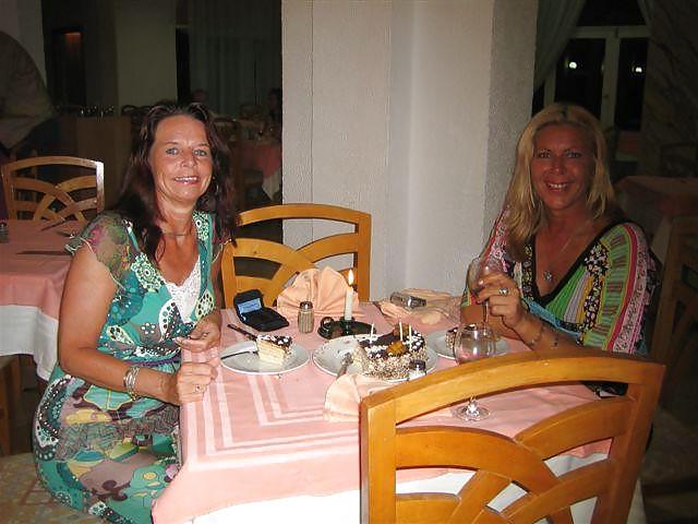 10P Who do you like to fuck the blond dutch milf or the dark 