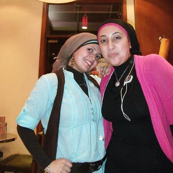 8P Arab turkish girls 23