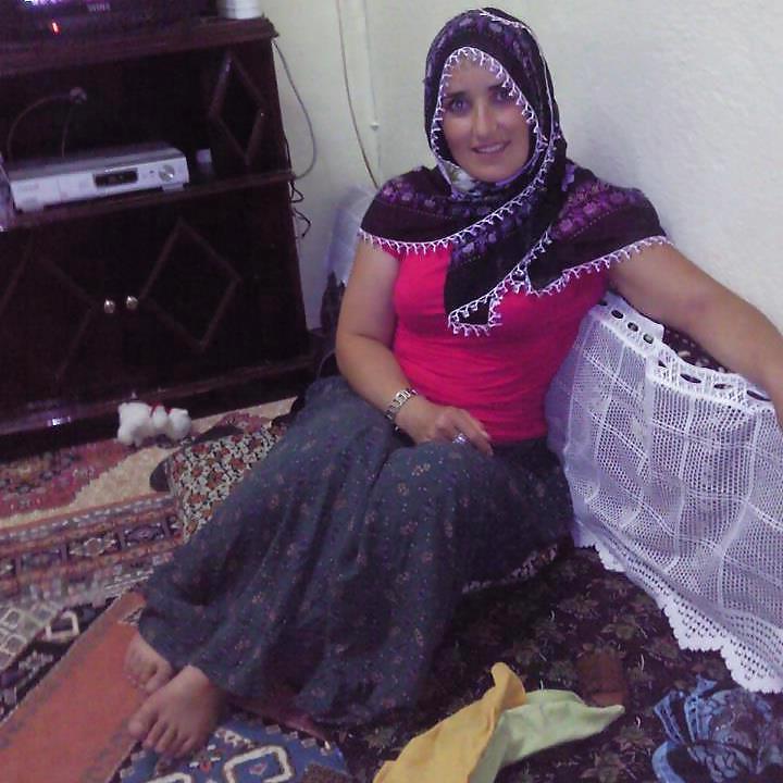 8P Arab turkish girls 23