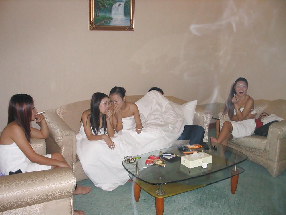 25P Rauchende asiatische schoenheiten - smoking fetish asian 2