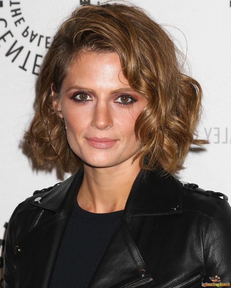 25P Stana Katic 13