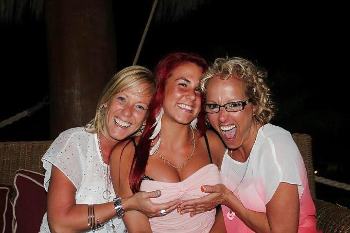 25P Gorgeous Kristina and her hot mum