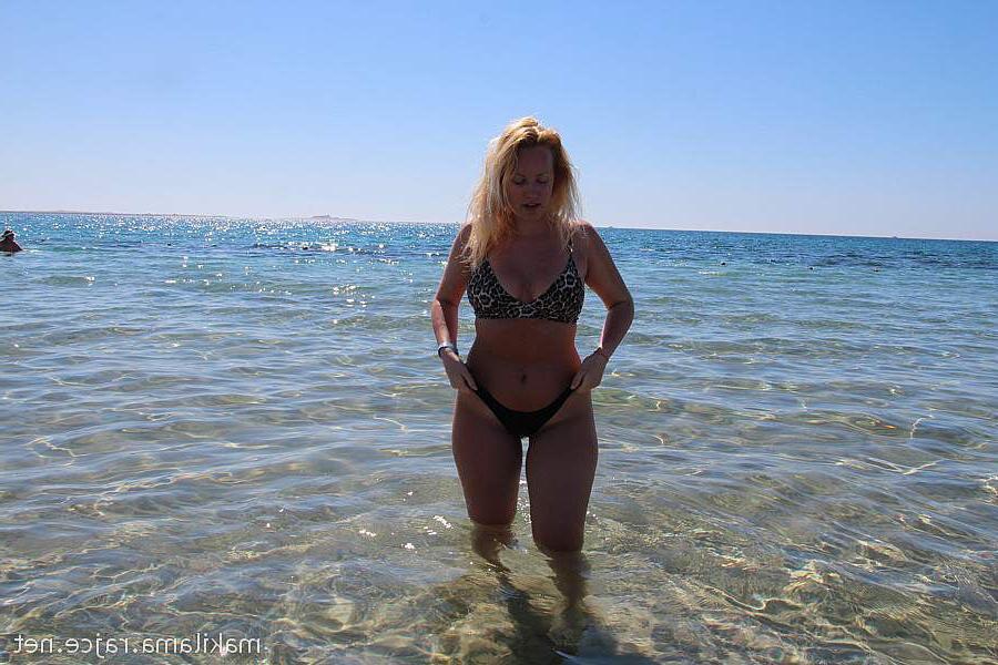 25P 3 hot babe in POV