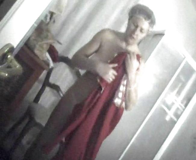 8P Shower unsuspecting