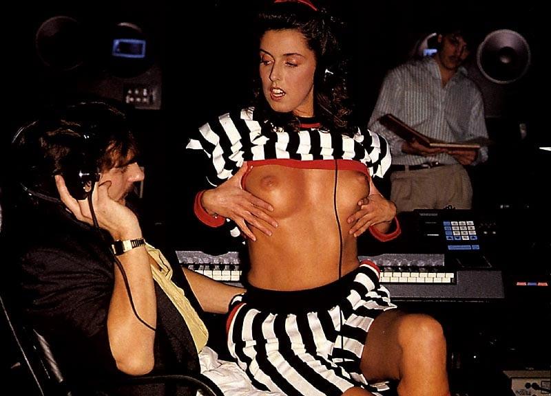 9P classic magazine #796 - making sexy music