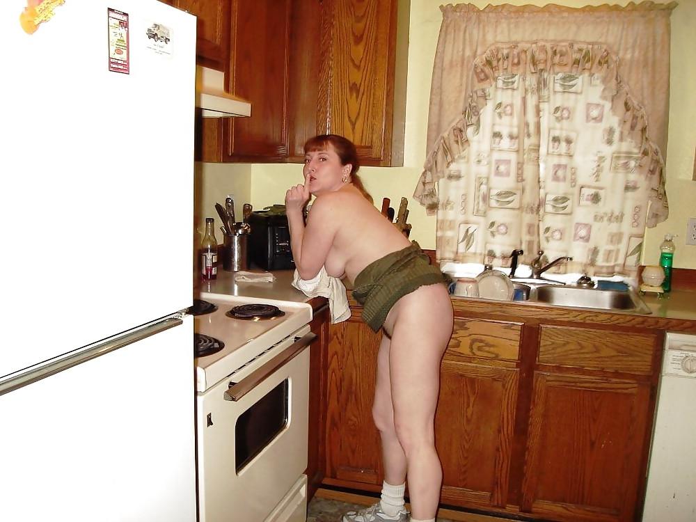 11P Hot in the Kitchen