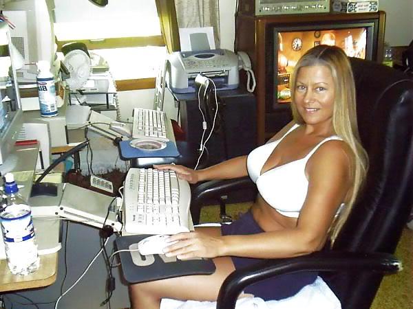 25P Blonde Hair BigBoob Wife