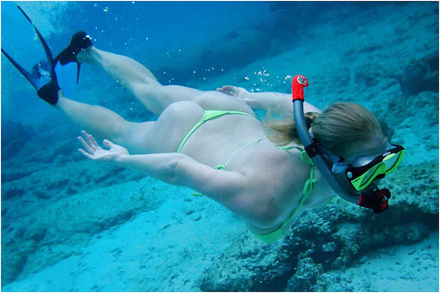 25P Underwater fun