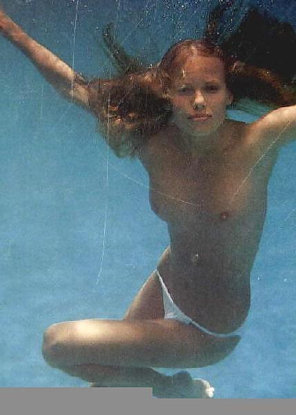 25P Underwater fun