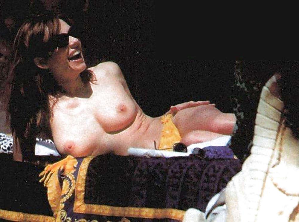 13P Elizabeth hurley nude post by tintop
