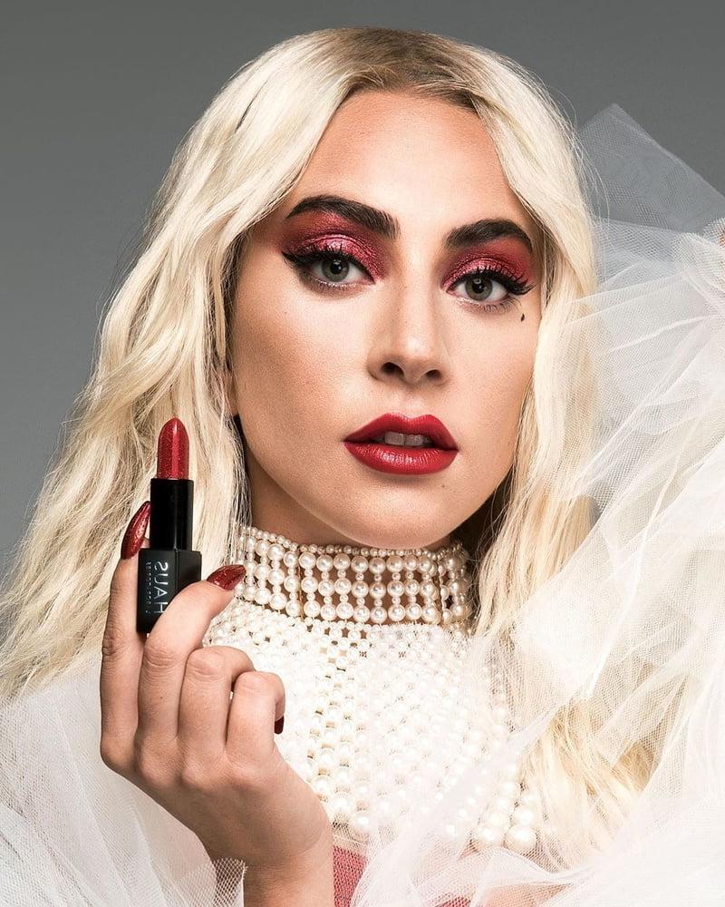 25P Makeup fetish 65