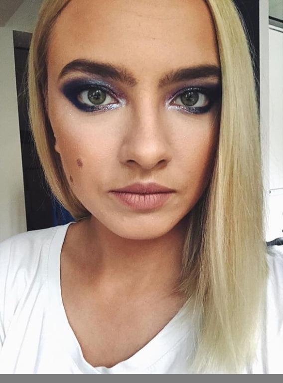 25P Makeup fetish 65